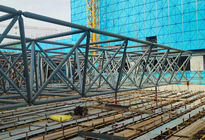 宁夏高铁东总部基地2号楼网架